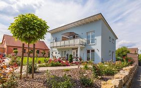 Zur Frankenhoehe